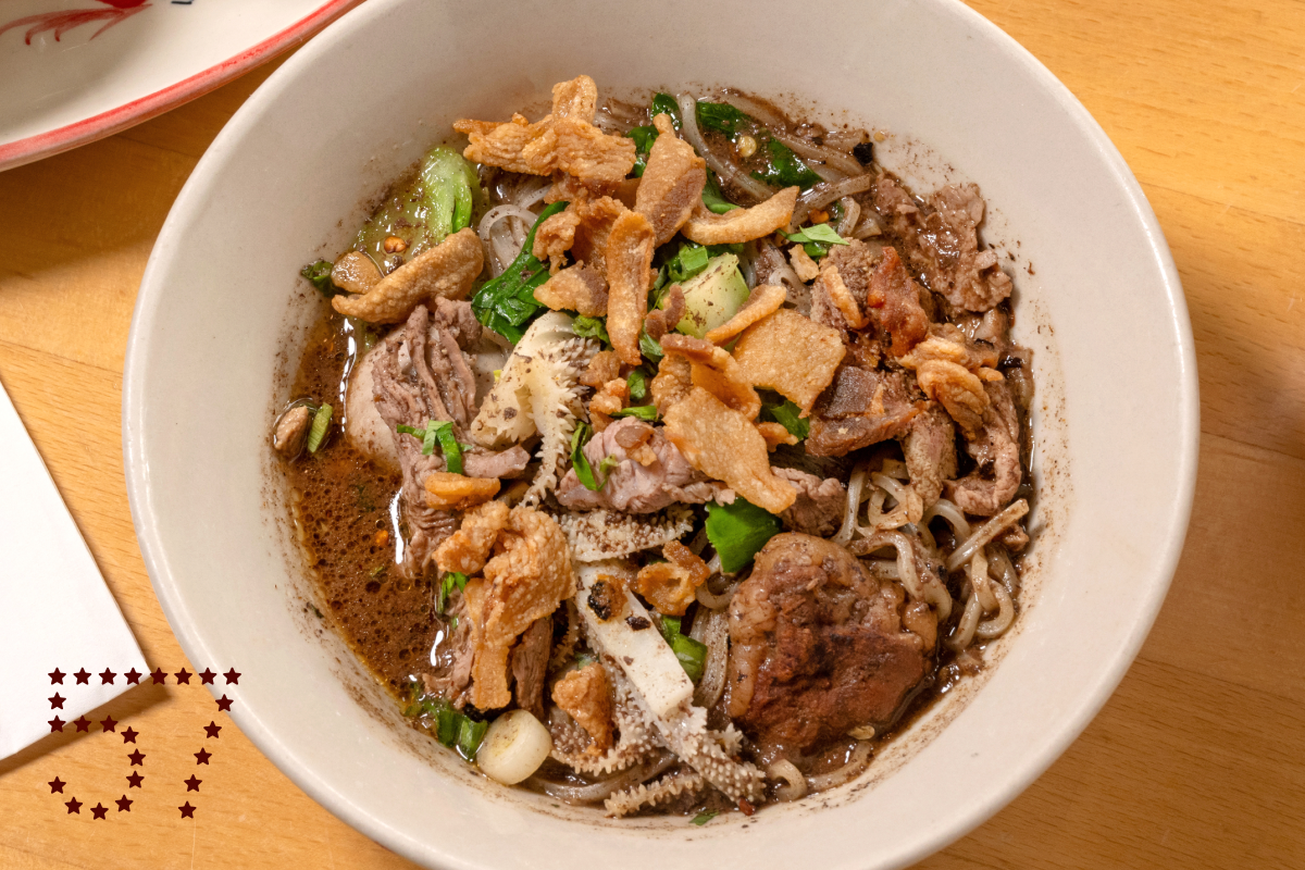 LOS ANGELES, CA - OCTOBER 27, 2024: Original Thai Boat Noodle with Beef, Kanom Tuay (steamed coconut milk) and Thai Iced Tea at Mae Malai in Los Angeles. (Ron De Angelis / For The Times)